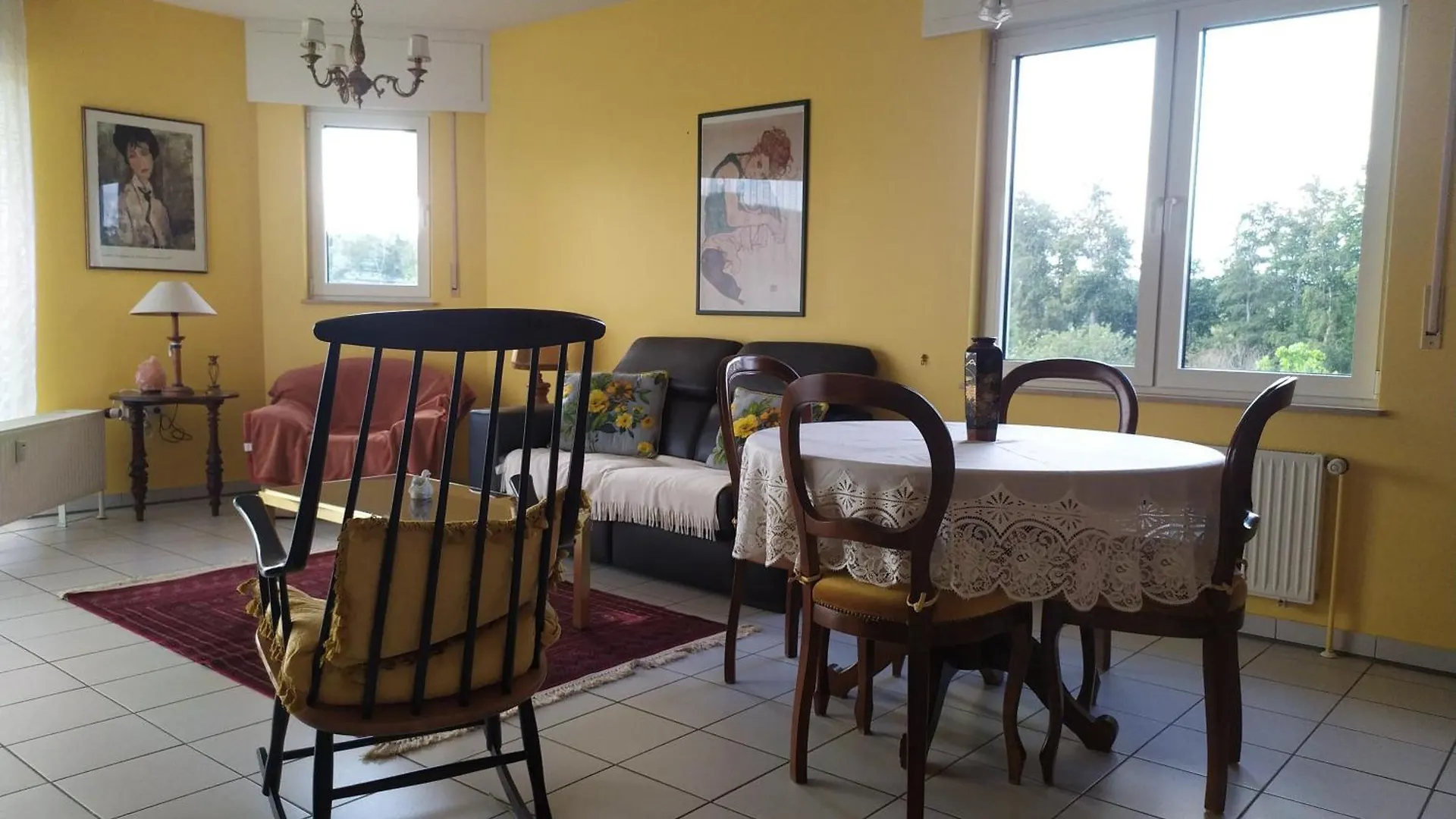 Quiet Peaceful 2Br Apartment With Parking In Kirchberg Luxemburgo Luxemburgo